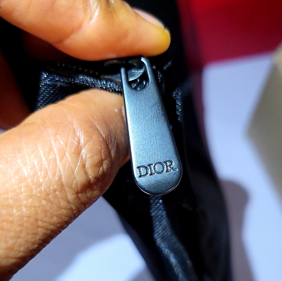 Dior Mesh Makeup Clutch DIOR PRESTIGE LA LOTION Prestige Serum Perfumes - Picture 6 of 6